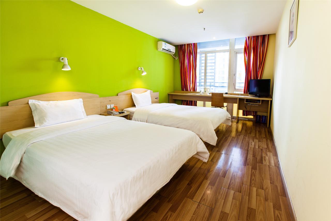 7Days Inn Qingdao Development Zone Jinshatan Exterior foto