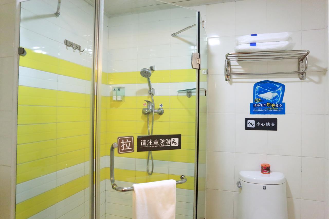 7Days Inn Qingdao Development Zone Jinshatan Quarto foto