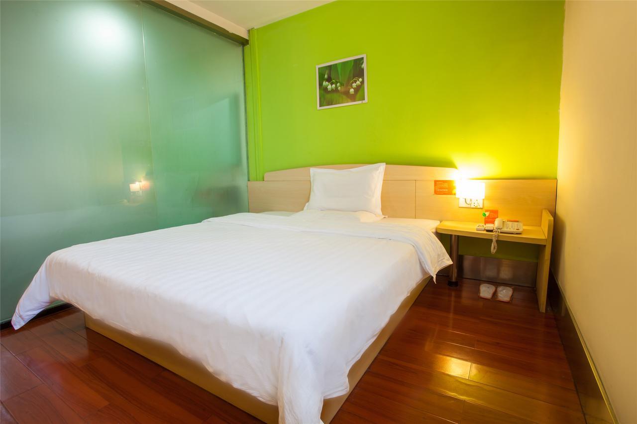 7Days Inn Qingdao Development Zone Jinshatan Quarto foto